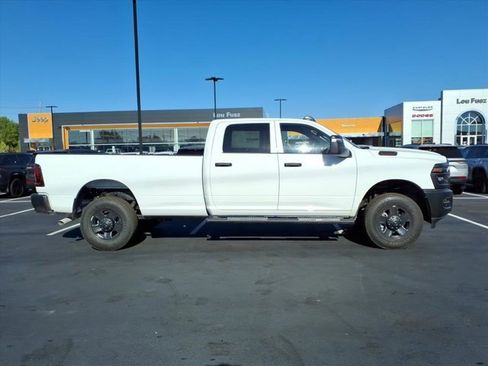 New 2026 RAM 2500 Tradesman image 16