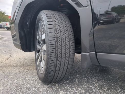 Certified 2025 Subaru Forester Touring AWD/4WD image 36
