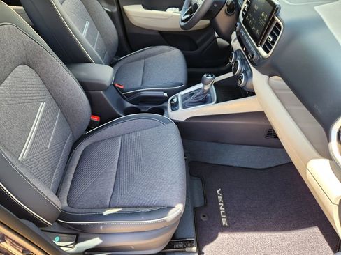 New 2026 Hyundai Venue SEL FWD image 10