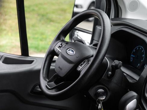 Used 2023 Ford Transit 150 Low Roof RWD image 10
