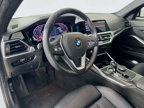 Used 2019 BMW 330i Sedan w/ Convenience Package RWD image 9