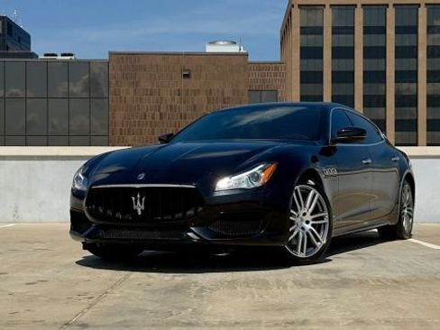 Used 2017 Maserati Quattroporte S GranSport Q4 AWD/4WD image 1