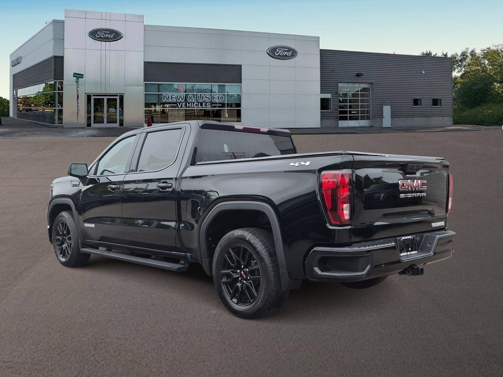 Used 2024 GMC Sierra 1500 Elevation AWD/4WD image 7