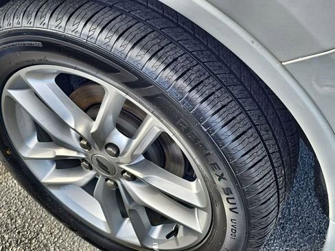 Used 2024 Dodge Durango GT image 13