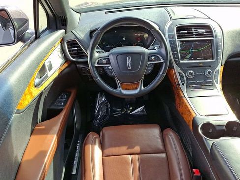 Used 2020 Lincoln Nautilus Reserve w/ Equipment Group 202A image 14