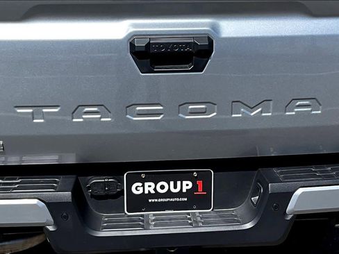 Used 2026 Toyota Tacoma SR5 image 10