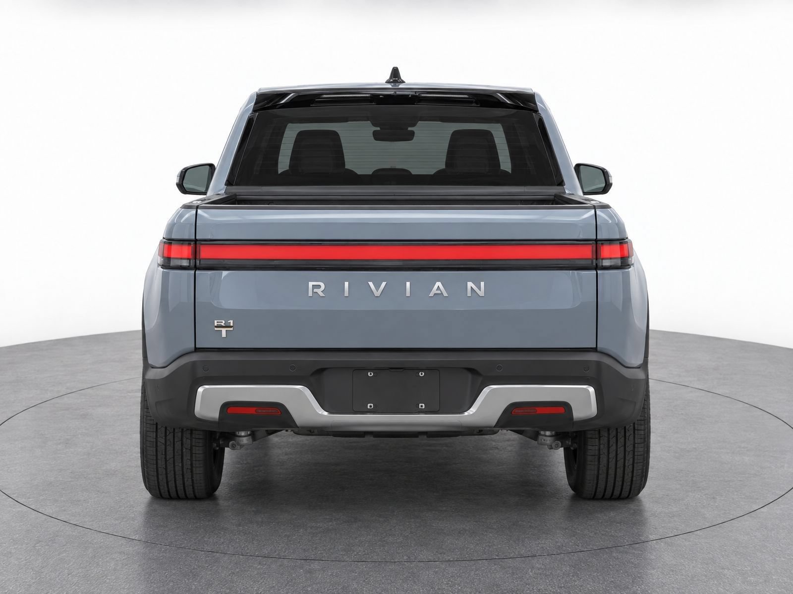 Used 2023 Rivian R1T Adventure Dual AWD/4WD image 6