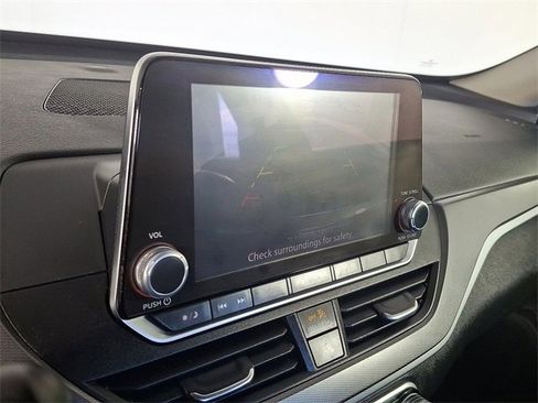 Used 2023 Nissan Altima 2.5 SR image 4