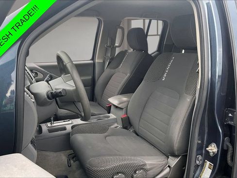 Used 2017 Nissan Frontier Desert Runner RWD image 21