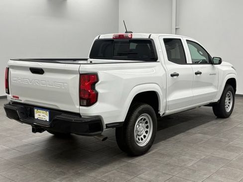 Used 2025 Chevrolet Colorado W/T w/ Advanced Trailering Package RWD image 2