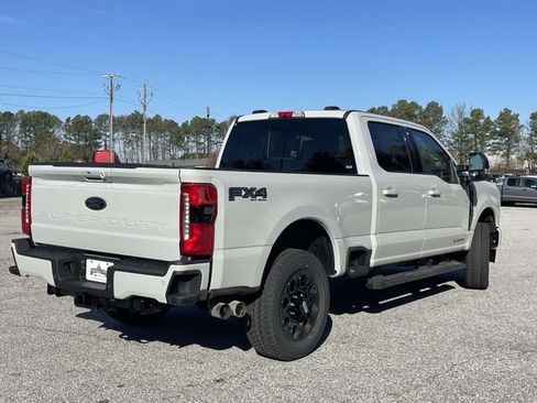 New 2026 Ford F250 Lariat w/ Black Appearance Package image 3