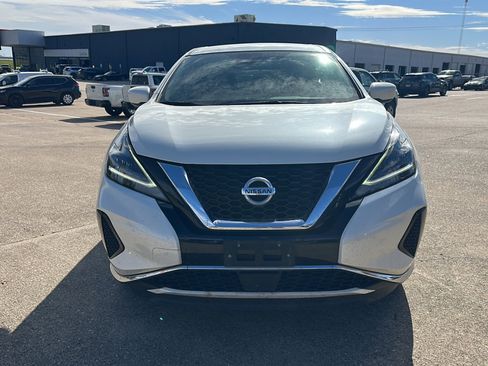 Used 2022 Nissan Murano S image 3