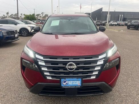 Certified 2025 Nissan Rogue S AWD/4WD image 2