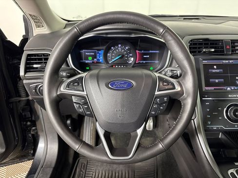 Used 2014 Ford Fusion Energi Titanium w/ Driver Assist Package FWD image 16