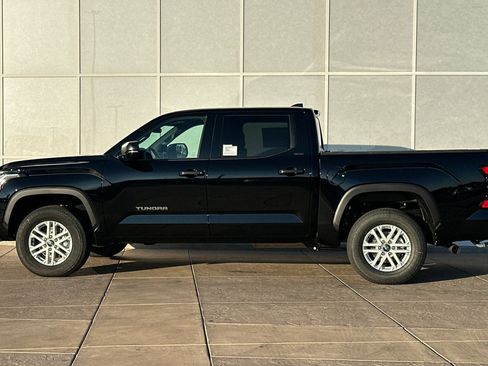 New 2026 Toyota Tundra SR5 image 7