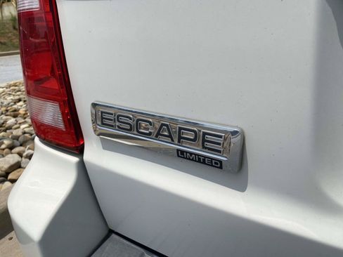 Used 2012 Ford Escape Limited FWD image 9