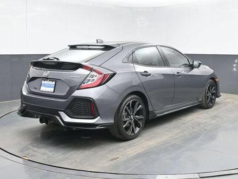 Used 2018 Honda Civic Sport image 10