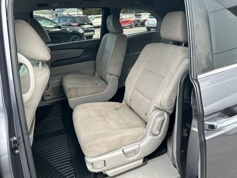 Used 2016 Honda Odyssey SE image 24