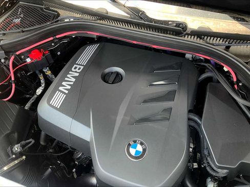 Used 2025 BMW X3 xDrive30i w/ Premium Package image 17