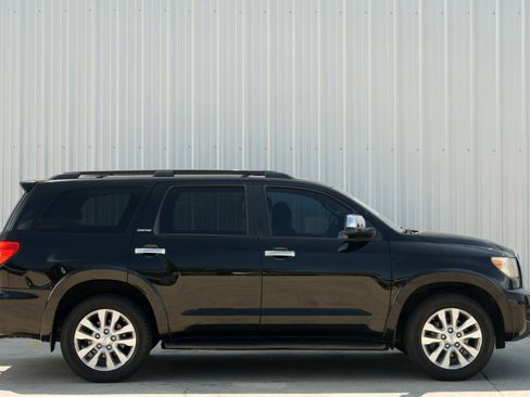 Used 2010 Toyota Sequoia Limited image 49