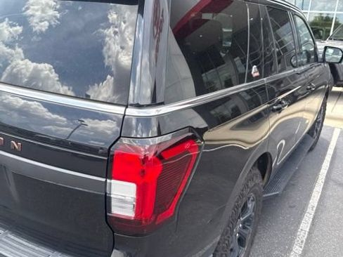 Used 2022 Ford Expedition Timberline AWD/4WD image 4