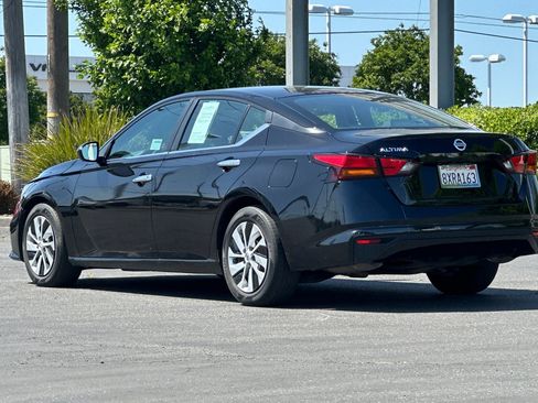 Certified 2021 Nissan Altima 2.5 S FWD image 6