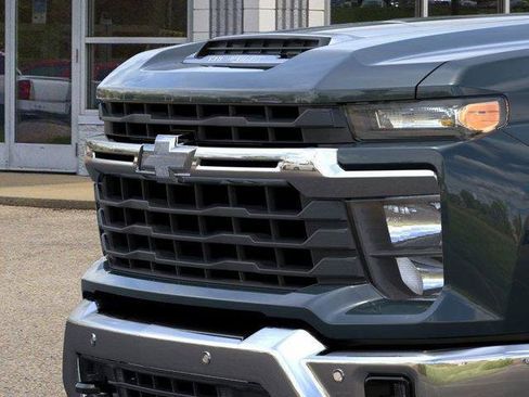 New 2026 Chevrolet Silverado 3500 LT w/ Convenience Package AWD/4WD image 13