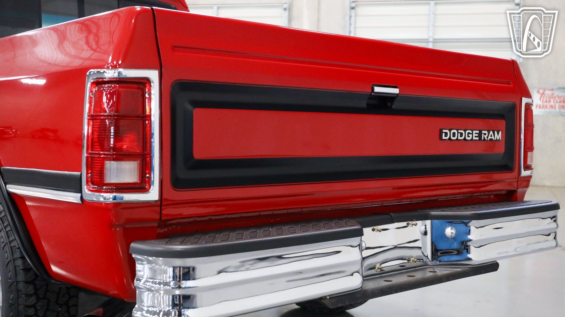 Used 1992 Dodge D/W Truck 150 RWD image 12