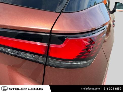 Used 2025 Lexus RX 350 Premium w/ Accessory Package AWD/4WD image 12