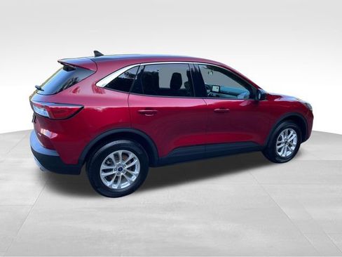 Certified 2022 Ford Escape SE w/ Cold Weather Package image 5
