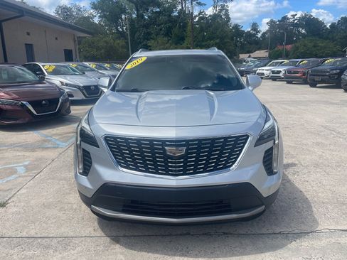 Used 2019 Cadillac XT4 Premium Luxury w/ Driver Assist Package FWD image 3