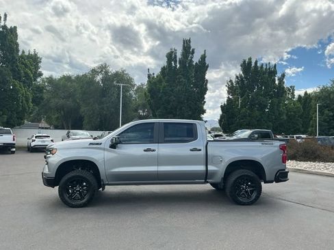 Used 2026 Chevrolet Silverado 1500 LT Trail Boss w/ LT Trail Boss Premium Package AWD/4WD image 9