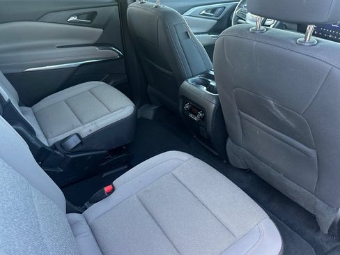Used 2026 Chevrolet Traverse LT w/ Driver Confidence Package FWD image 19