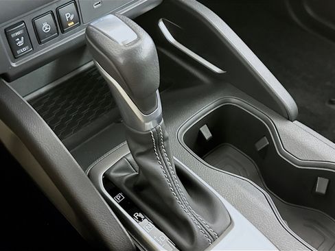 Used 2024 Nissan Frontier SL w/ Technology Package image 24