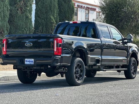 New 2026 Ford F250 XLT w/ XLT Premium Package AWD/4WD image 4
