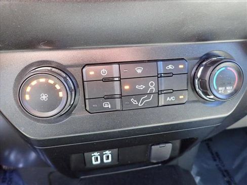 Used 2019 Ford F250 XLT w/ Snow Plow Prep Package AWD/4WD image 15