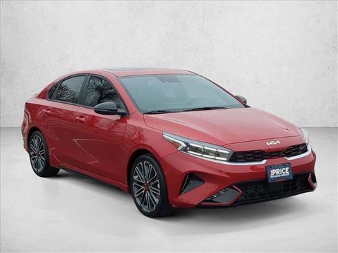 Used 2024 Kia Forte GT w/ GT2 Package image 3