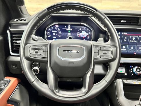 Used 2026 GMC Sierra 1500 Denali Ultimate AWD/4WD image 4