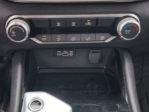 Used 2021 Nissan Altima 2.5 SV FWD image 17