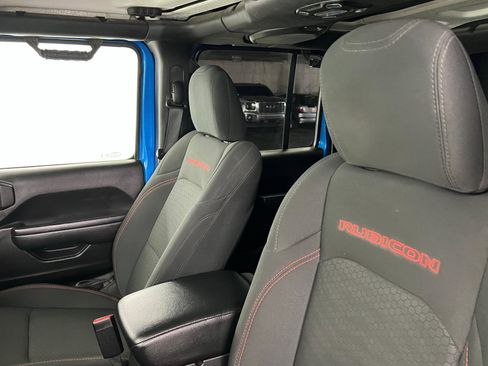 Used 2022 Jeep Wrangler Unlimited Rubicon w/ LED Lighting Group image 17