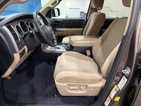 Used 2012 Toyota Tundra 4x4 CrewMax w/ TRD Off-Road Pkg image 8