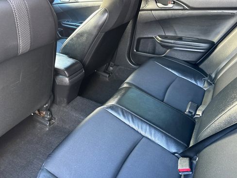 Used 2019 Honda Civic Sport image 14