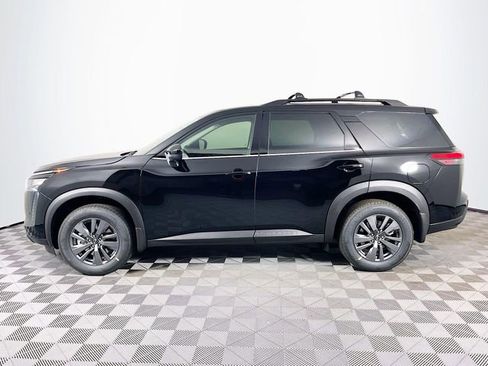 New 2026 Nissan Pathfinder SV image 4