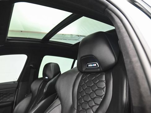 Used 2021 BMW X6 M AWD/4WD image 30