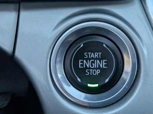 Used 2024 Chevrolet Trax LT w/ Driver Confidence Package image 17