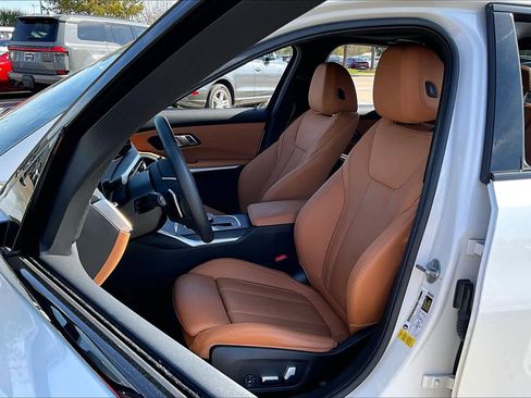 Used 2023 BMW 330i 330i w/ Premium Package image 6