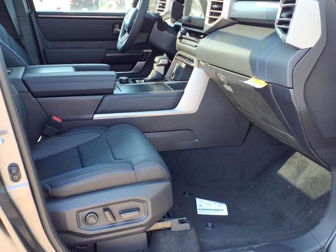 New 2026 Toyota Tundra Platinum AWD/4WD image 6