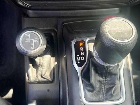 Used 2023 Jeep Wrangler Unlimited AWD/4WD image 17