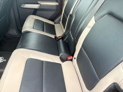 Used 2022 Ford Bronco Wildtrak image 41