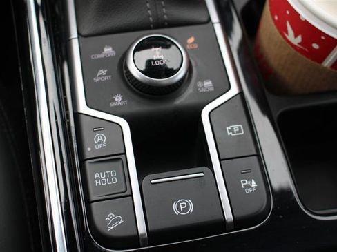 Used 2023 Kia Sorento SX image 24